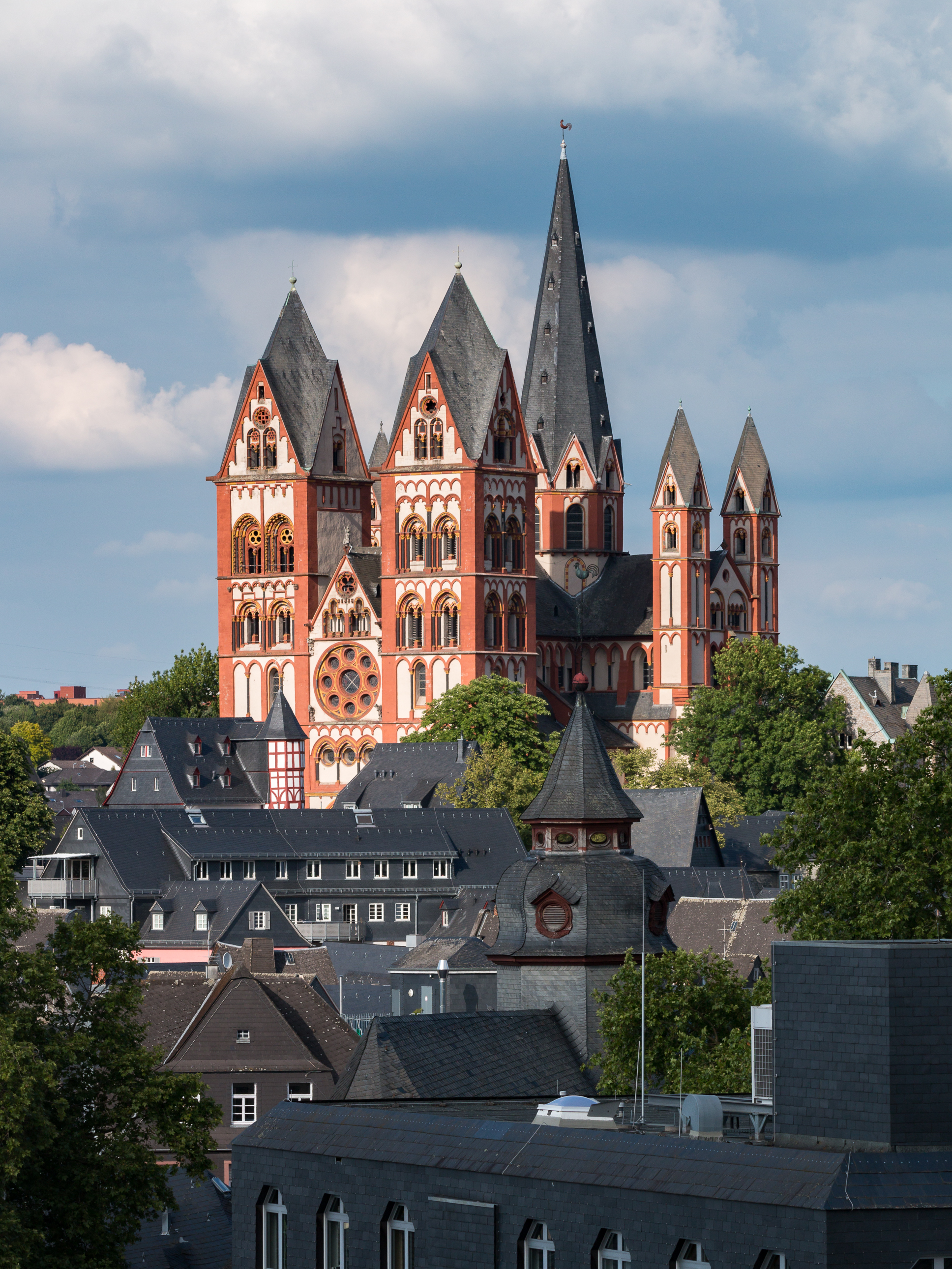 Limburg Cathedral, Domplatz, L